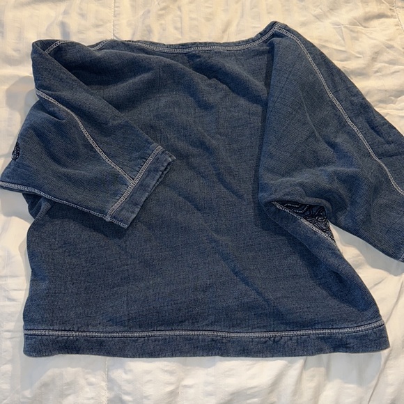 Urban Outfitters Indigo Cropped Sweater - Picture 4 of 5